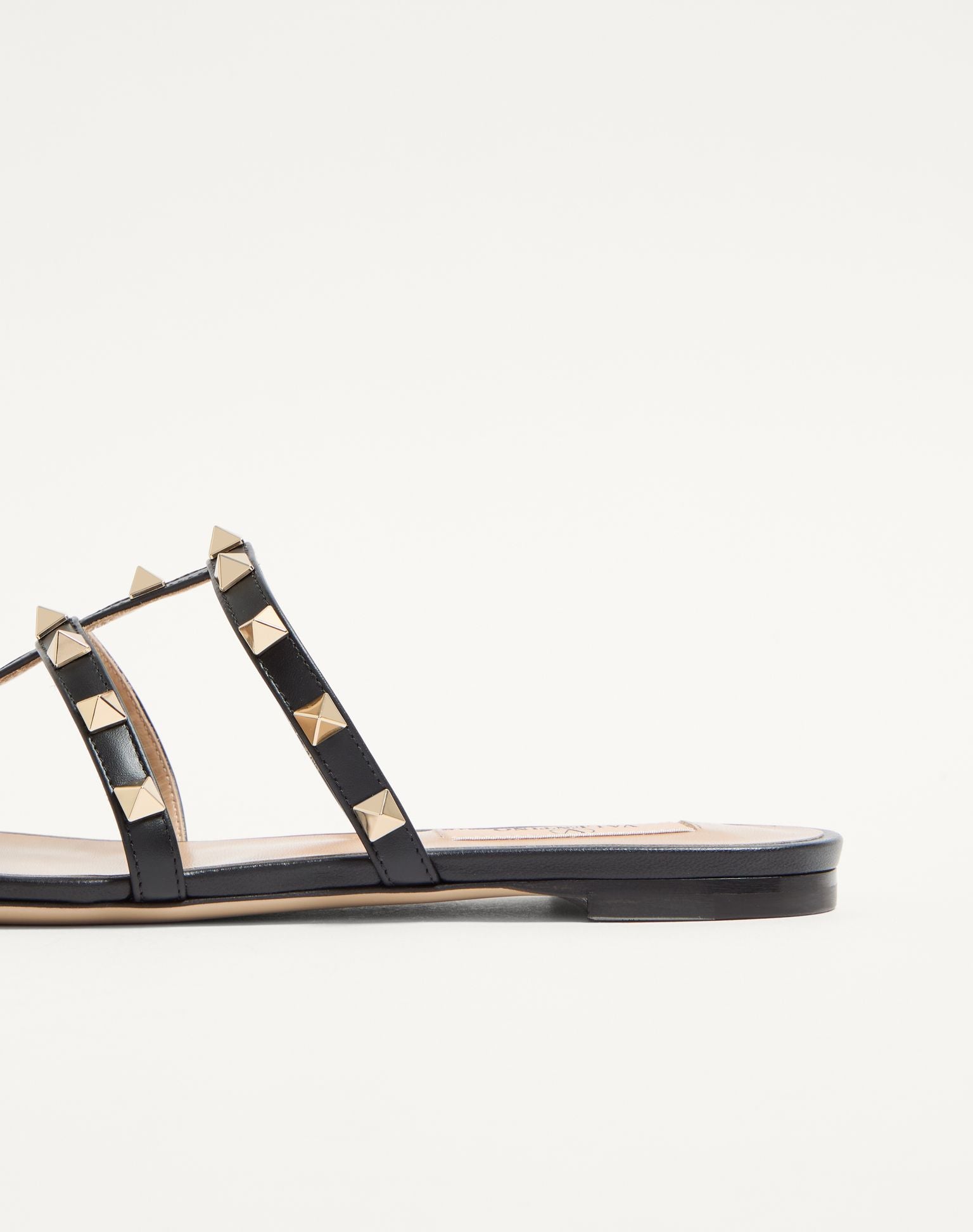 Valentino Garavani Rockstud Flat Sandals