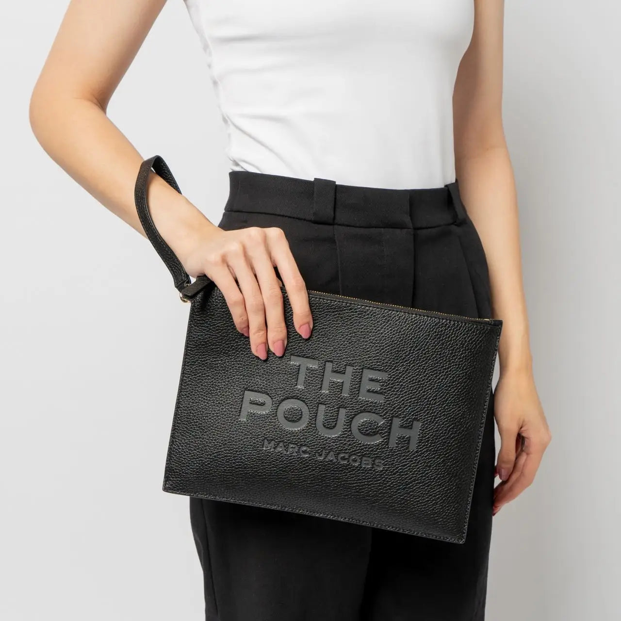 Marc Jacobs The Pouch – Black