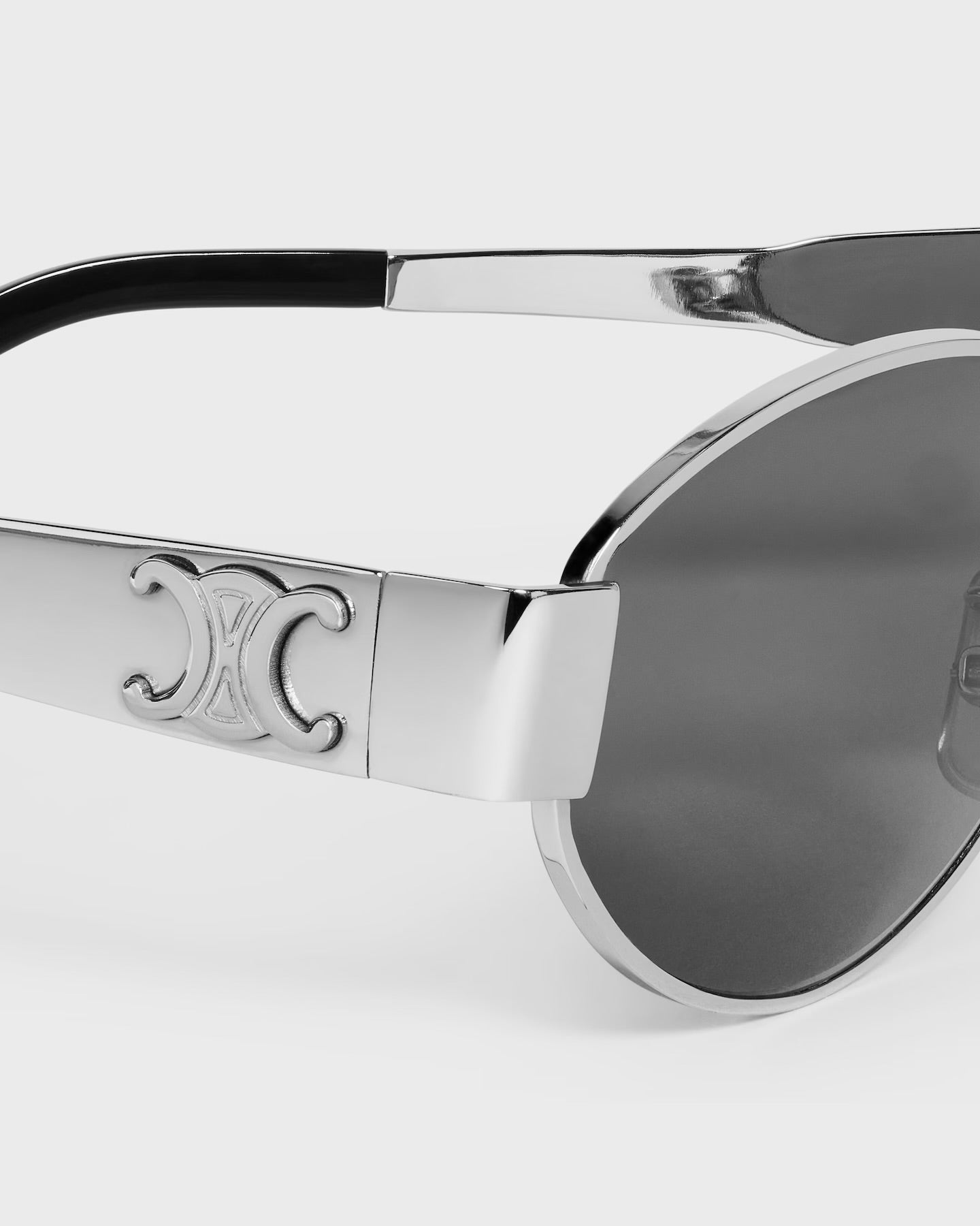 CELINE Triomphe Metal 01 Sunglasses – Silver / Smoke