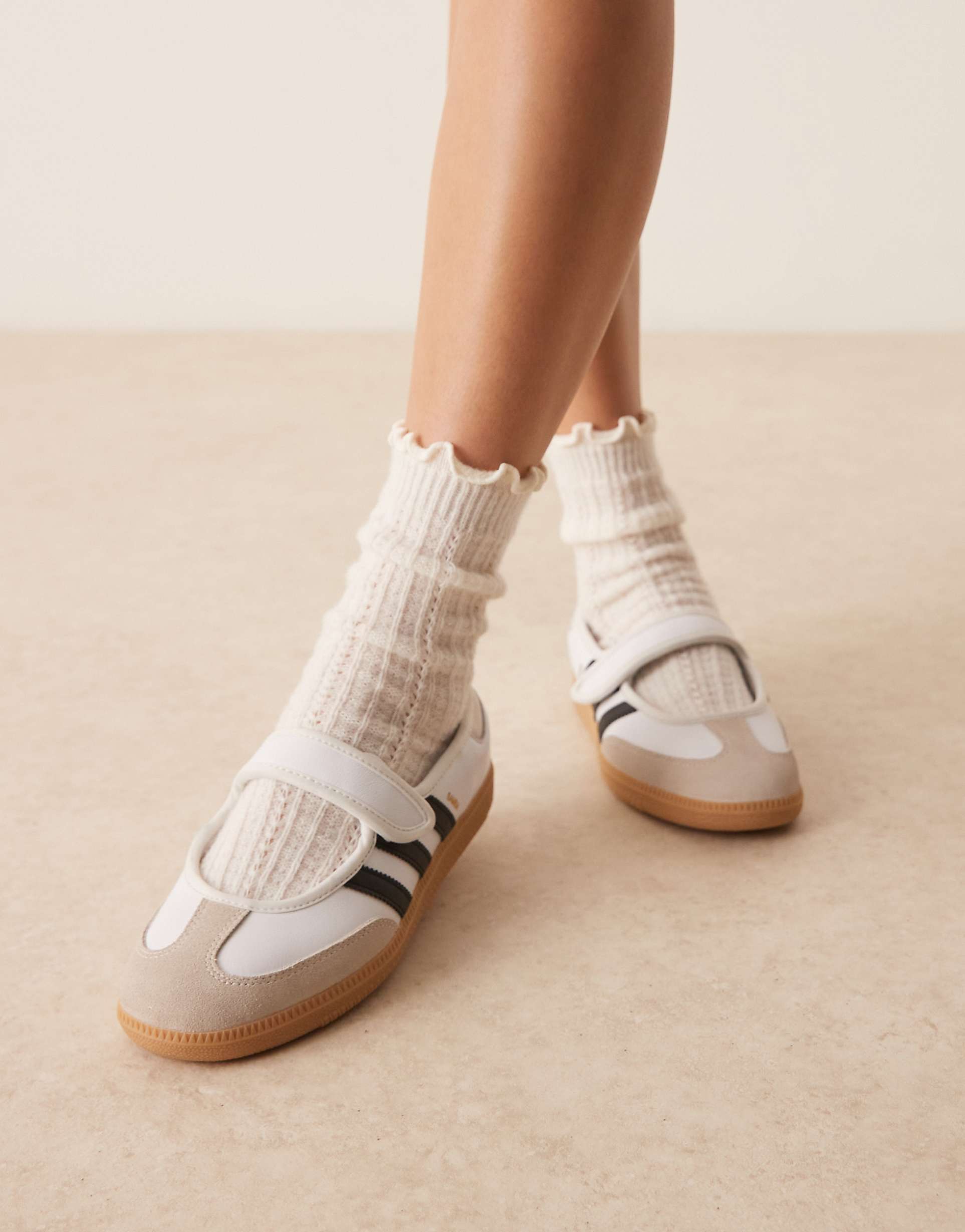 adidas Samba Jane – Cream White / Black