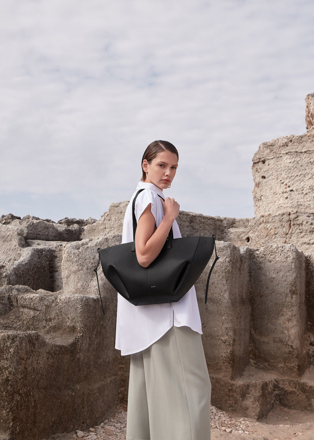 Polène Cyme Tote – Textured Black