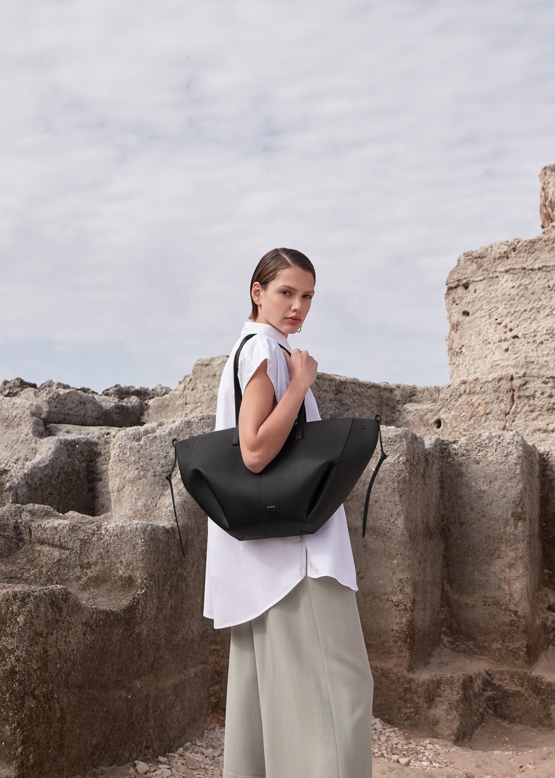 Polène Cyme Tote – Textured Black